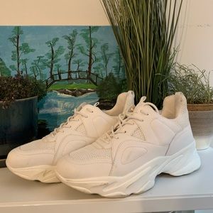 Steve Madden Platform Chunky White Sneaker